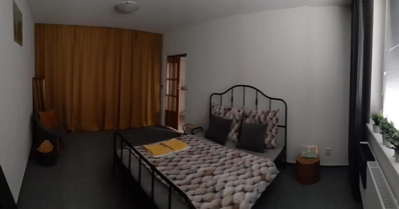 Apartamento Byt Pro Dva Blansko Exterior foto